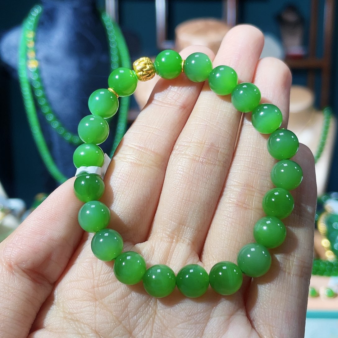 手串未镶嵌和田玉（碧玉）