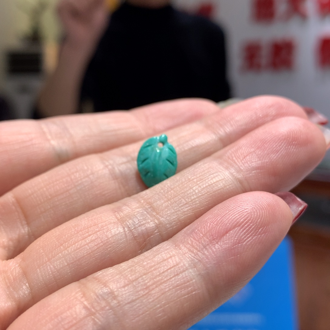 绿松石配饰未镶嵌