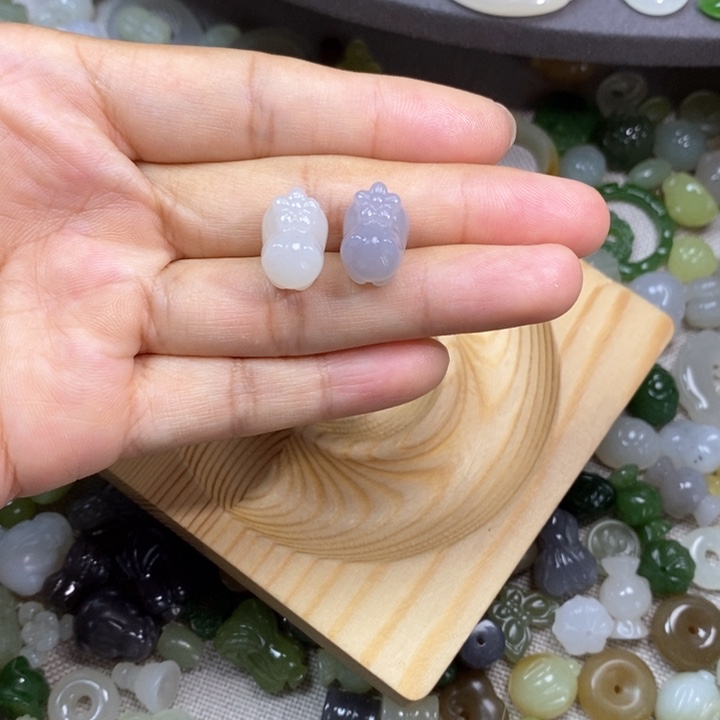 未镶嵌和田玉挂件半****粉