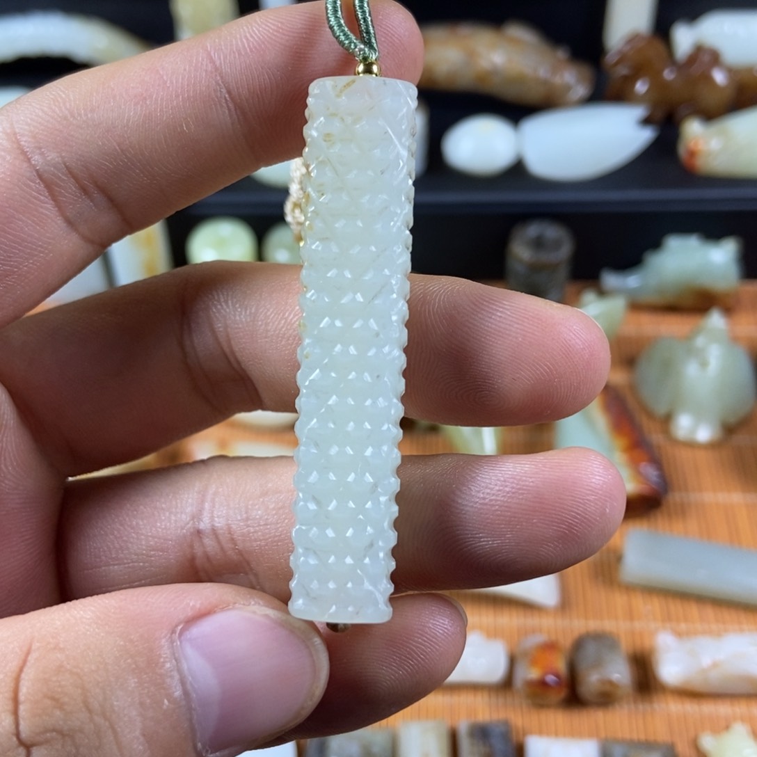 颈饰未镶嵌和田玉学***装