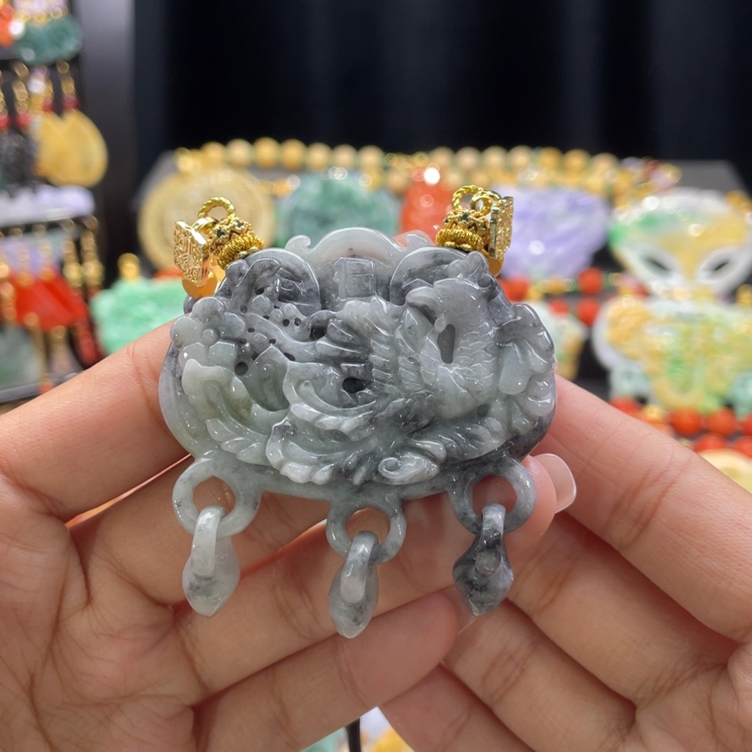 翡翠颈饰未镶嵌代编织