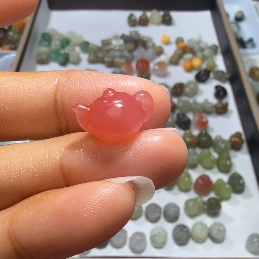 和田玉未镶嵌珠宝奇石