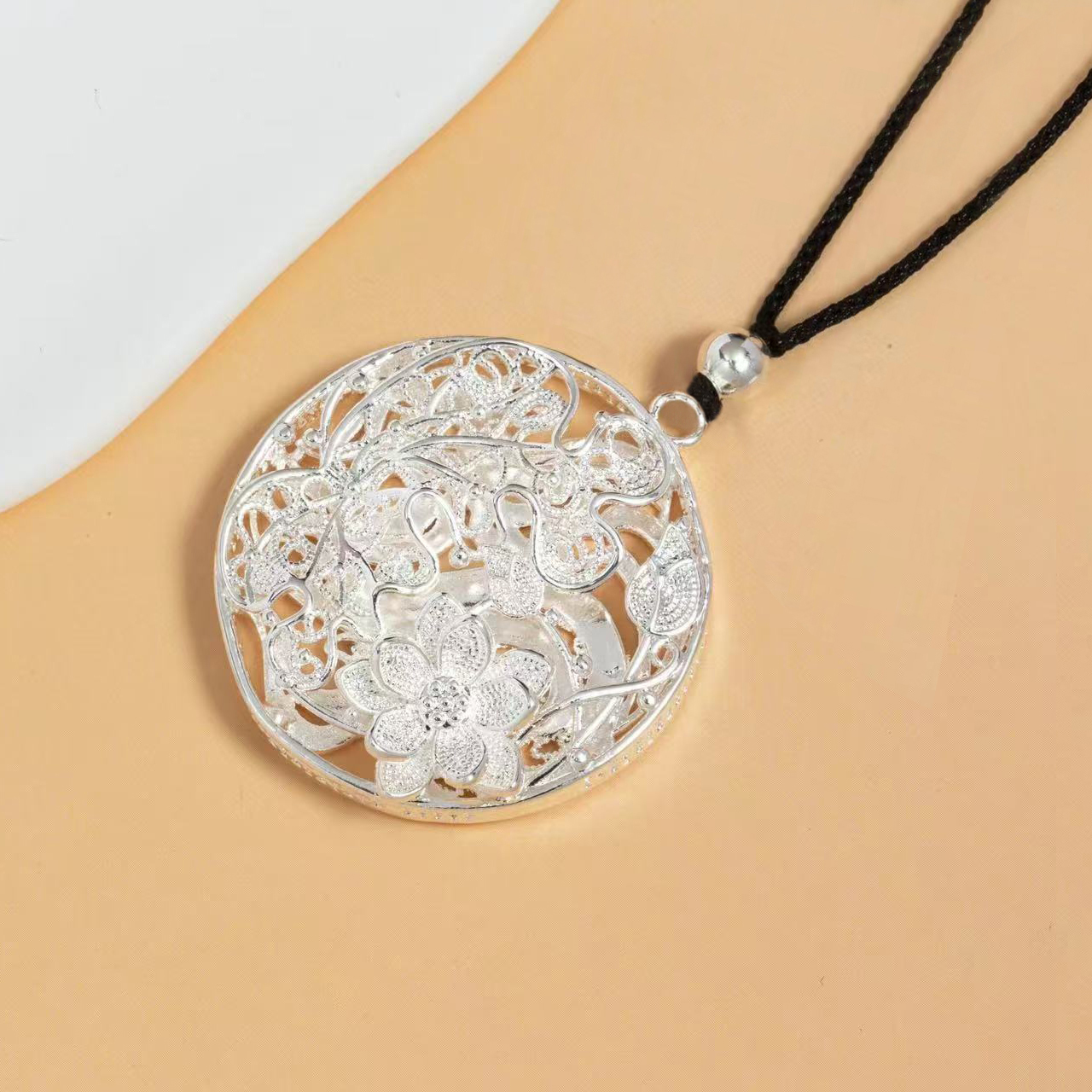  精美999珠挂饰送礼自用赠送花开富贵总重量16.8g