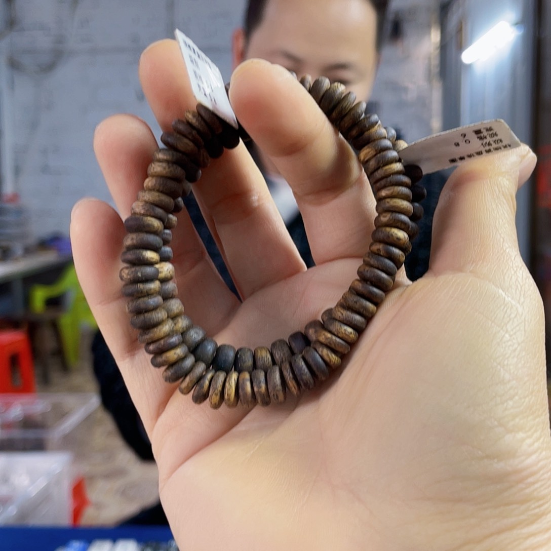 沉香手串棋楠算盘珠单圈0.8/5克多样性发一