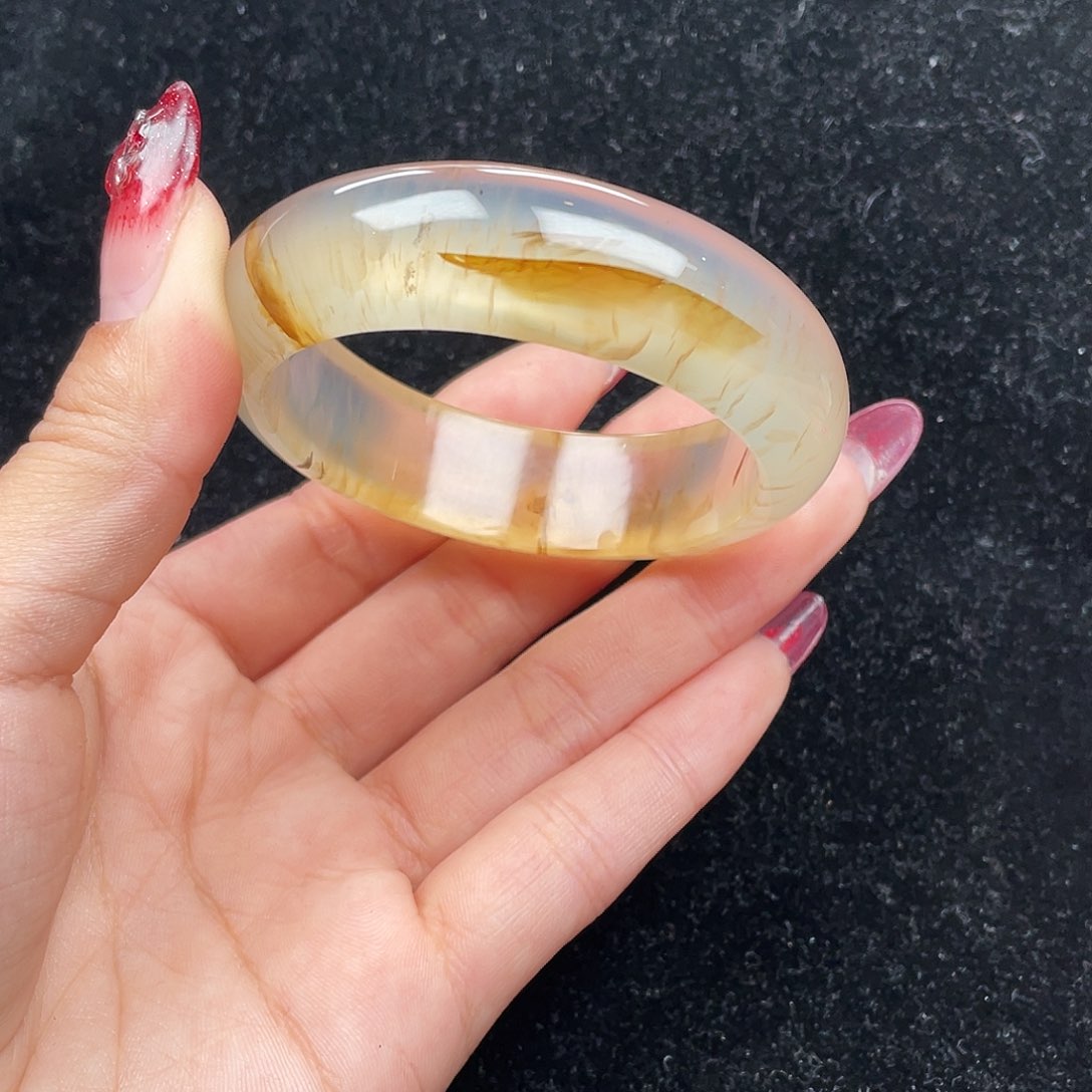 玛瑙/玉髓手镯未镶嵌