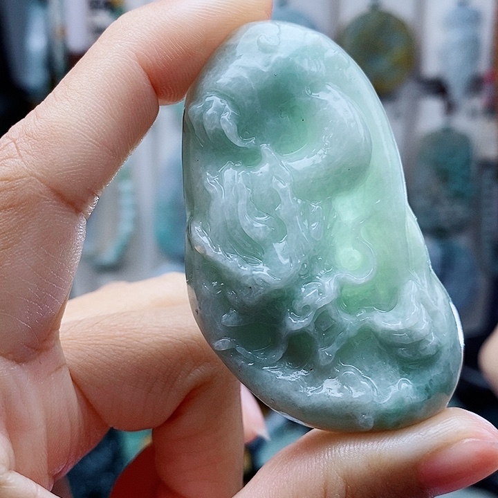 翡翠未镶嵌颈饰翡翠