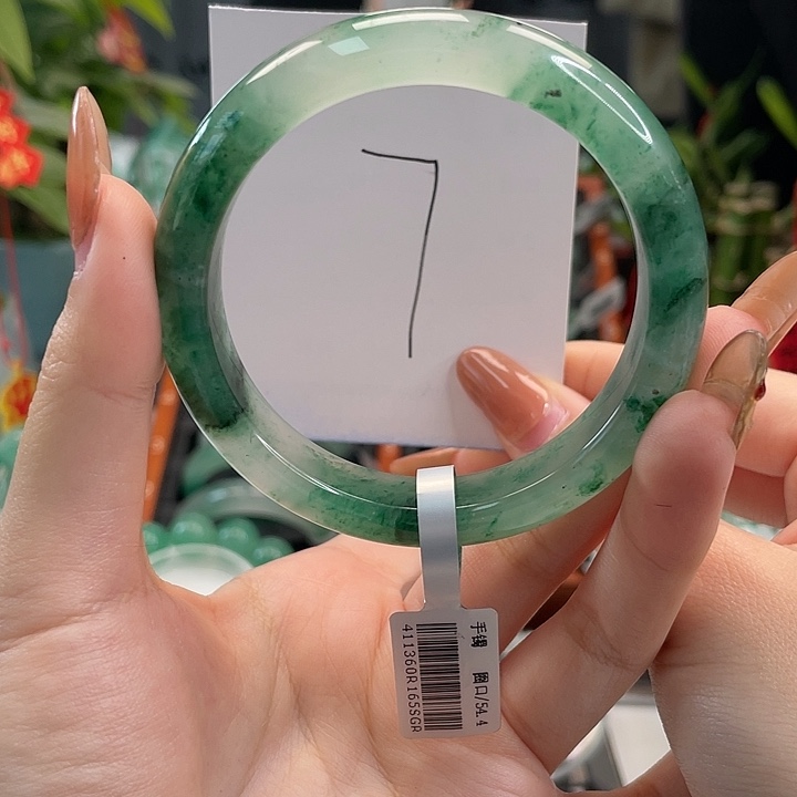 石英质玉手镯未镶嵌天然A货非洲翠手镯