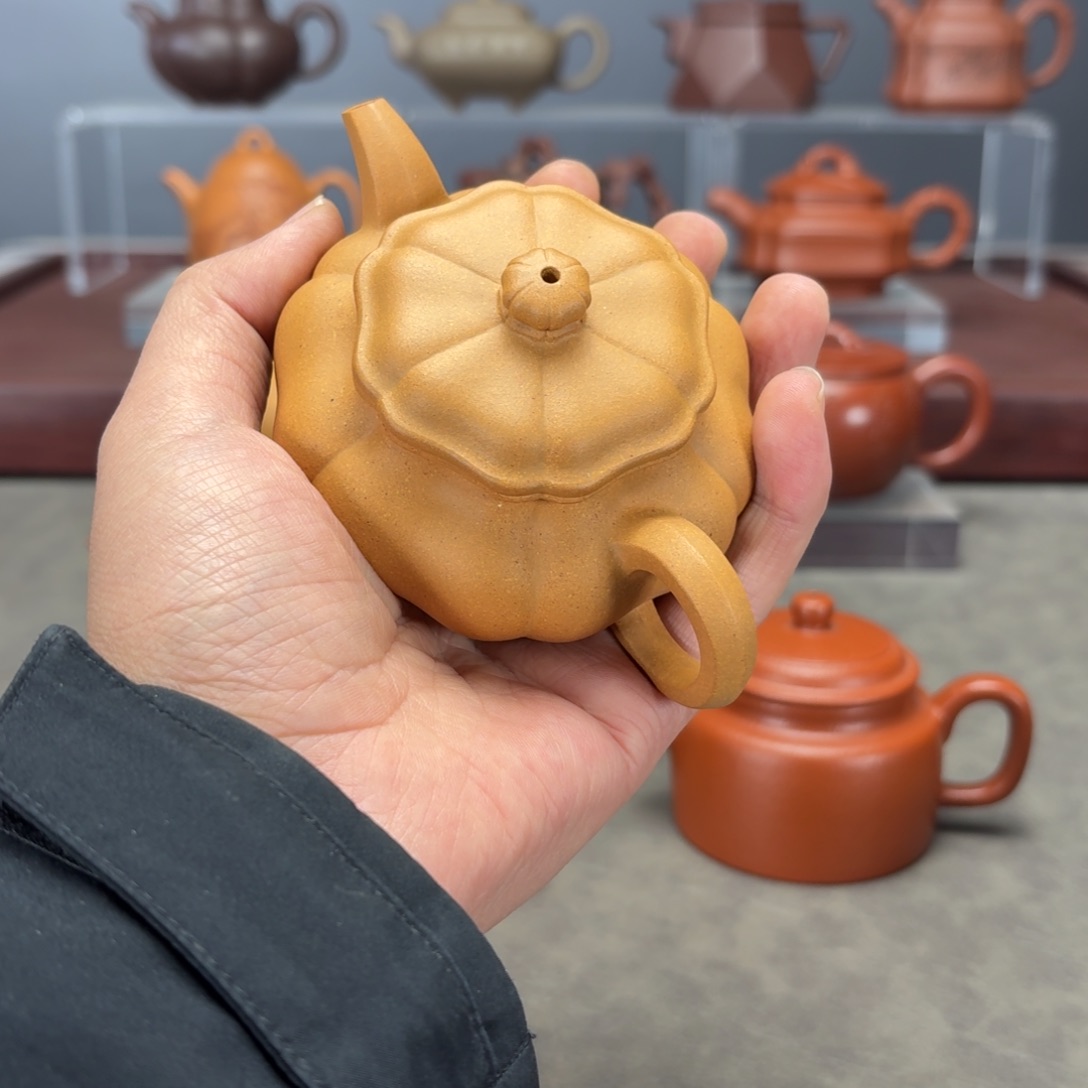 先***子茶壶紫砂筋纹仿古130CC黄金段
