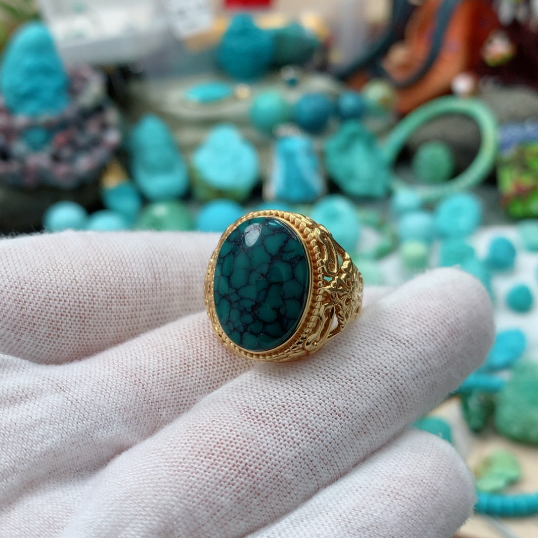 绿松石珠宝奇石18K金镶嵌