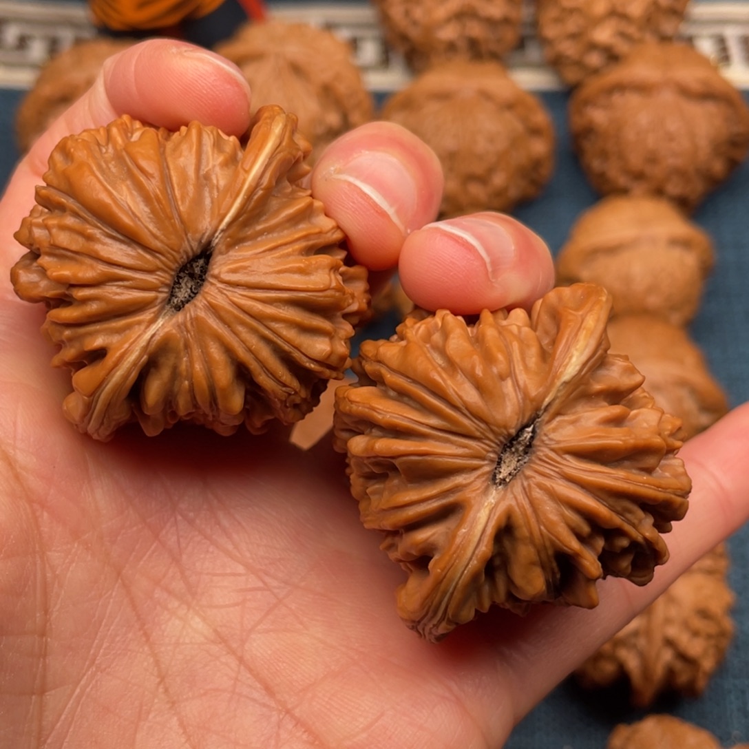 文玩核桃把件43复刻底平谷楼