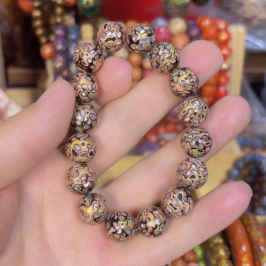 1.3十六颗大漆檀木珠子