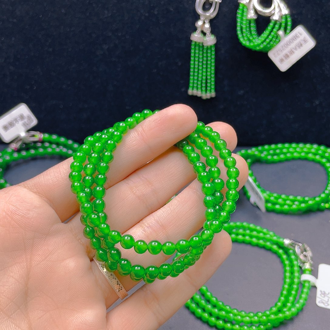 翡翠未镶嵌项链卡5