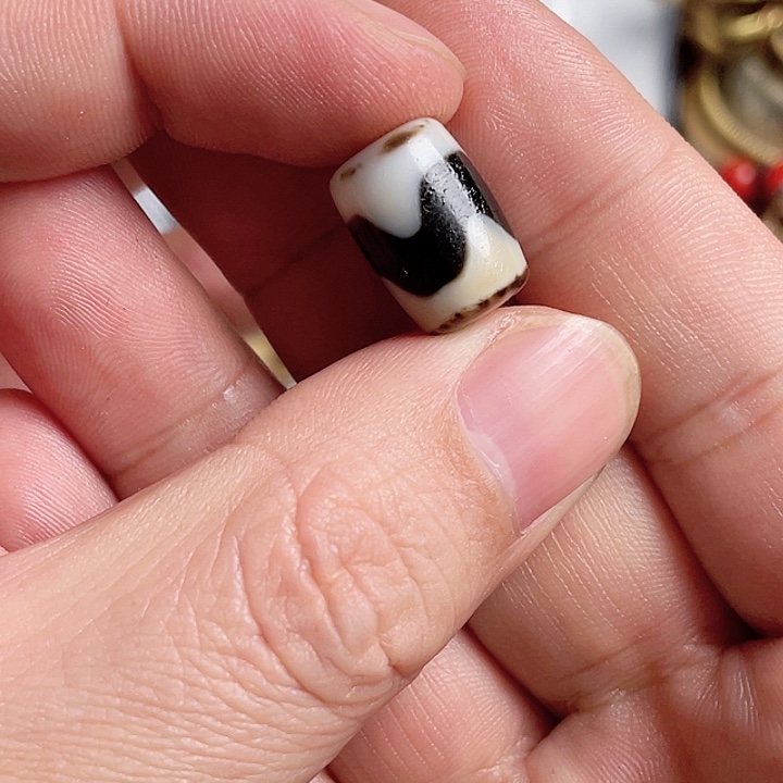 玛瑙/玉髓颈饰合金