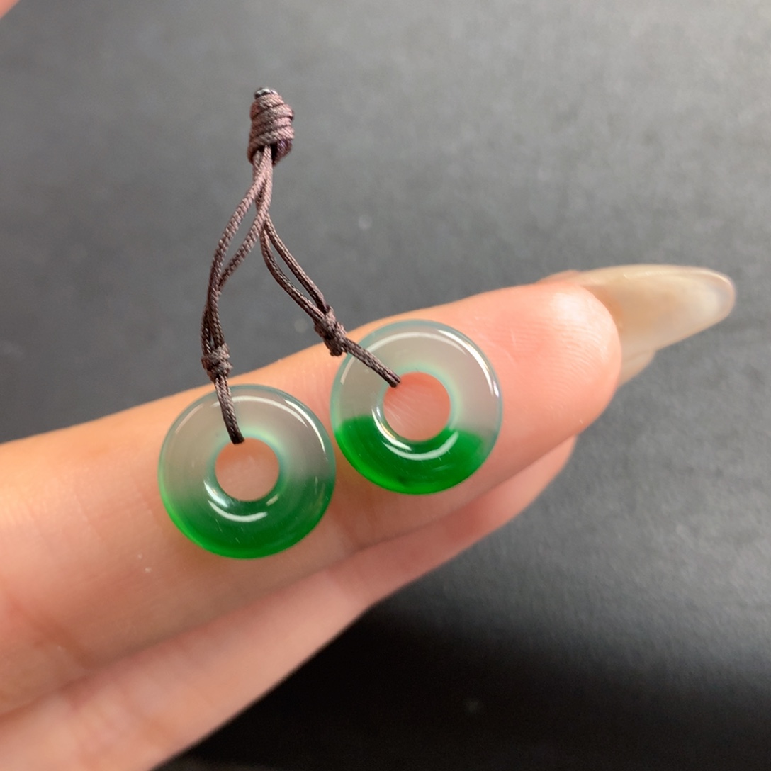翡翠裸石11.68/2.5甜甜圈