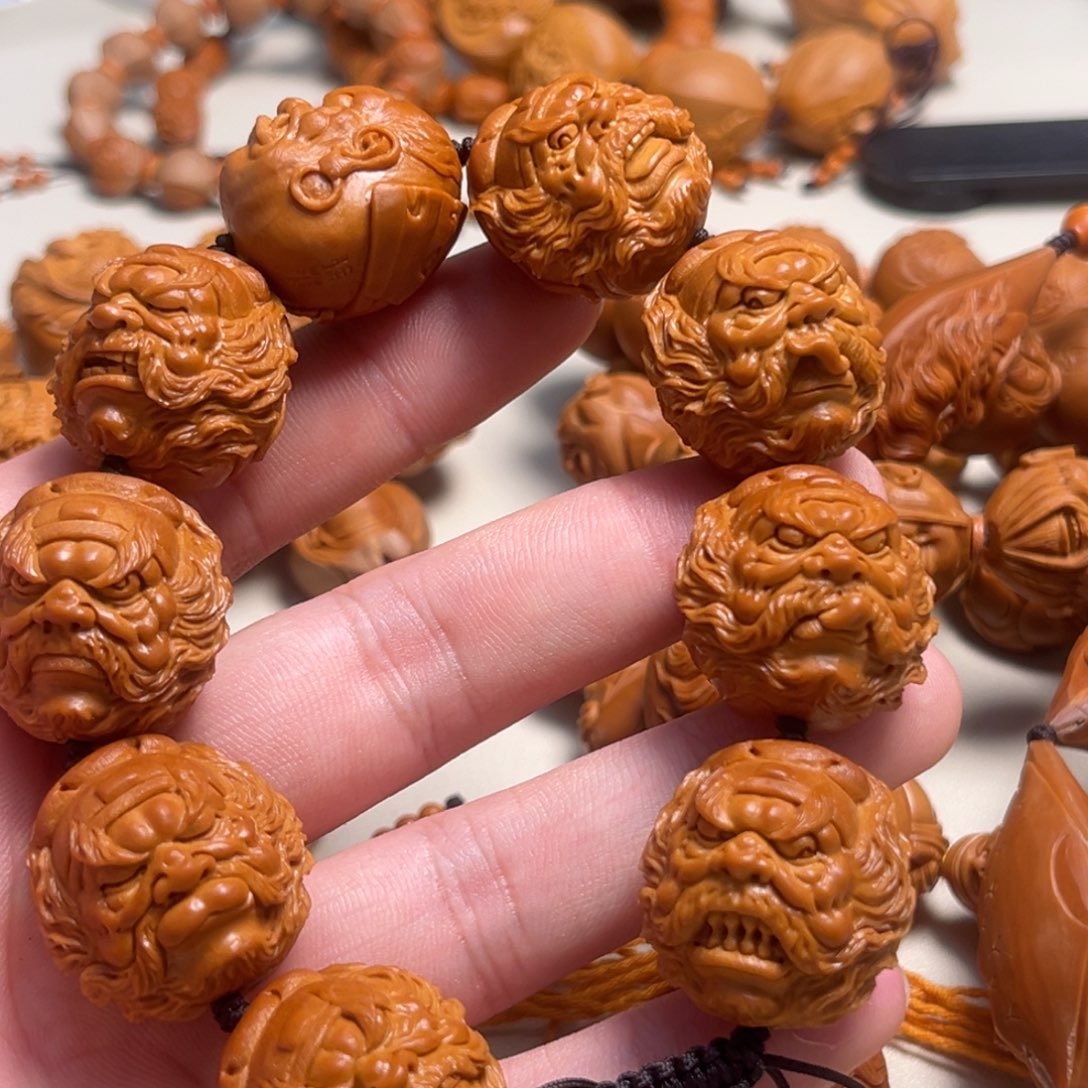 橄榄核吊坠?*钟馗头