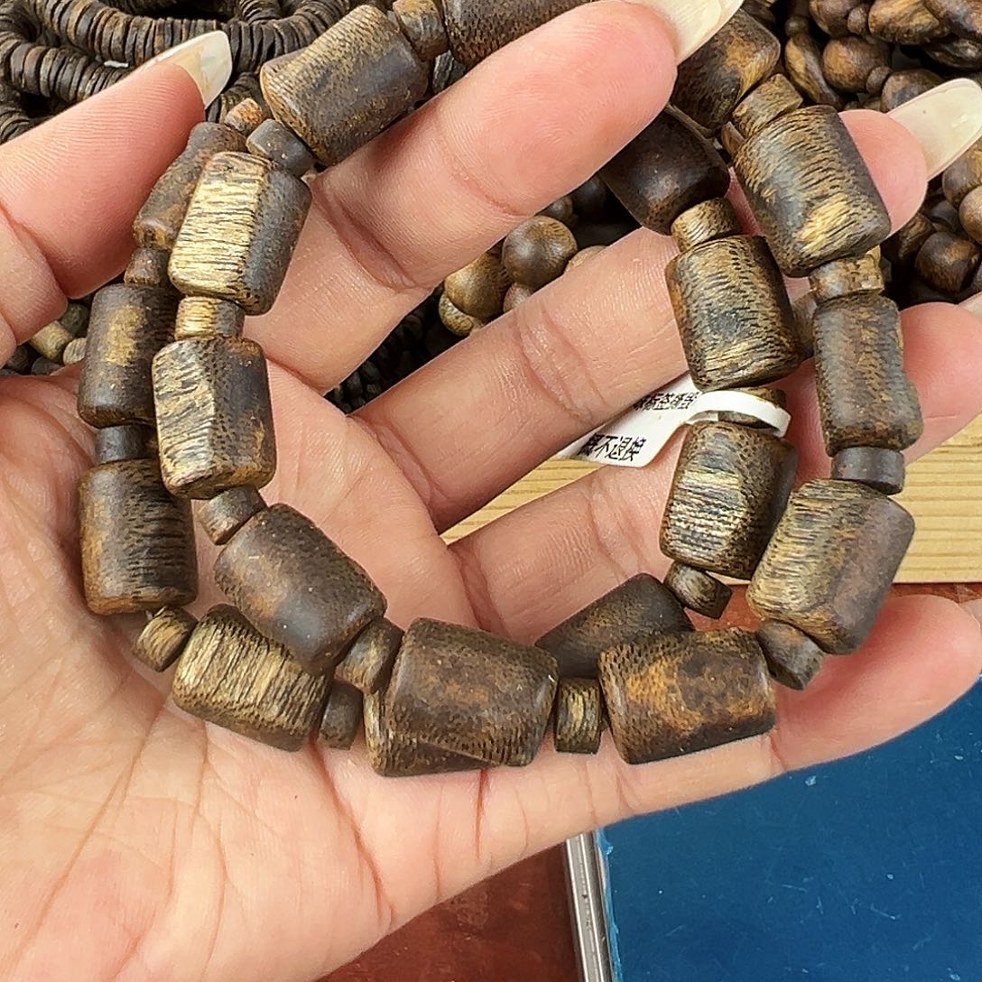 沉香碎屑沉香卡11随型留疤单圈沉浮13g