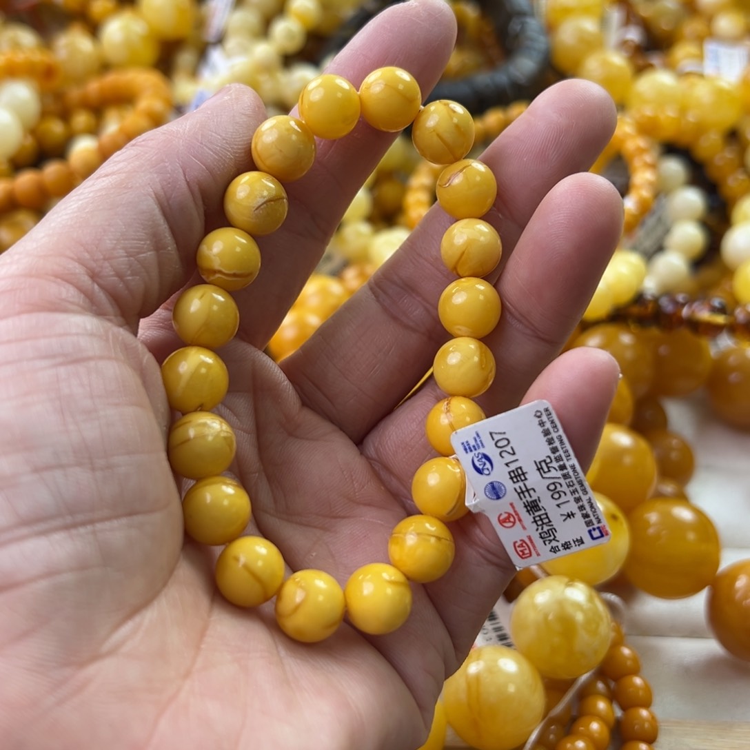 琥珀珠宝奇石未镶嵌