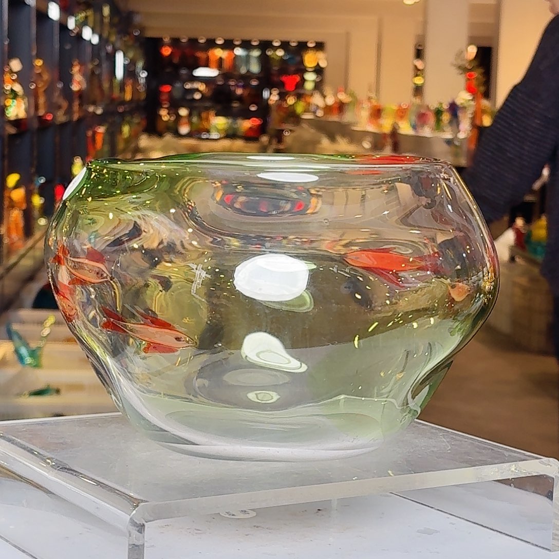 摆件琉璃花的花香是一