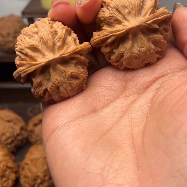 桃核吊坠苹果园40