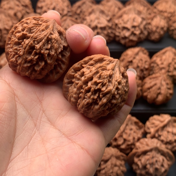 吊坠文玩核桃圣***伦秦岭野生核桃福利