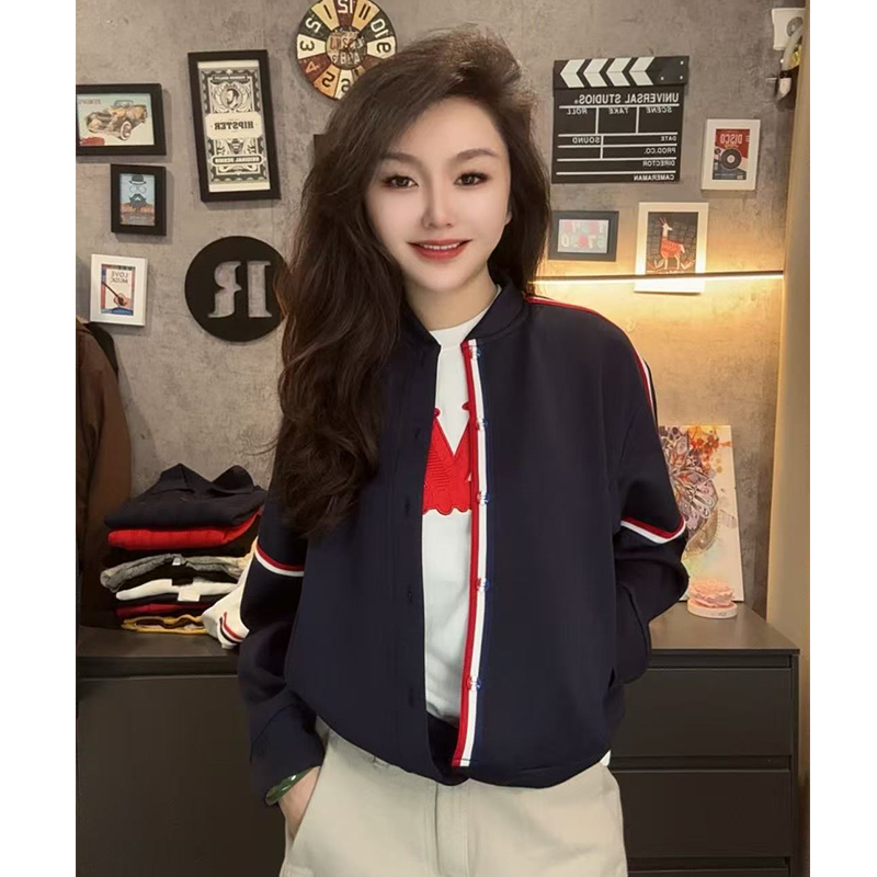 时尚条纹单排扣短外套女设计感重工拼接百搭空气棉上衣