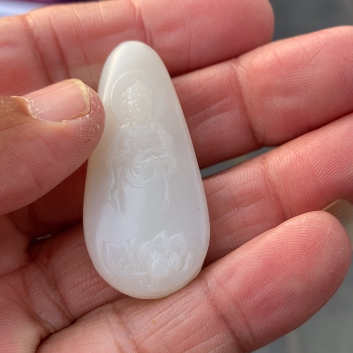 和田玉（糖玉）未镶嵌颈饰