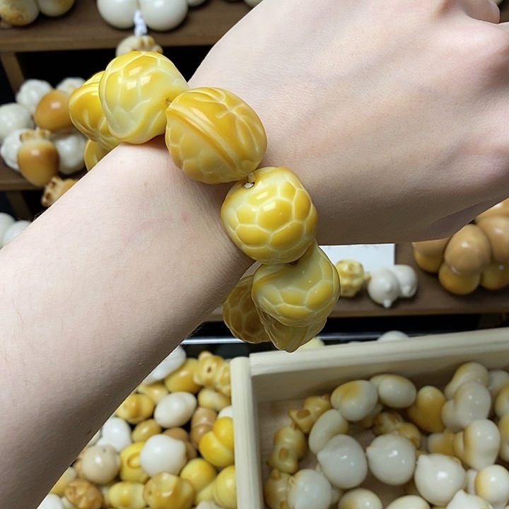 吊坠菩提根/象牙果