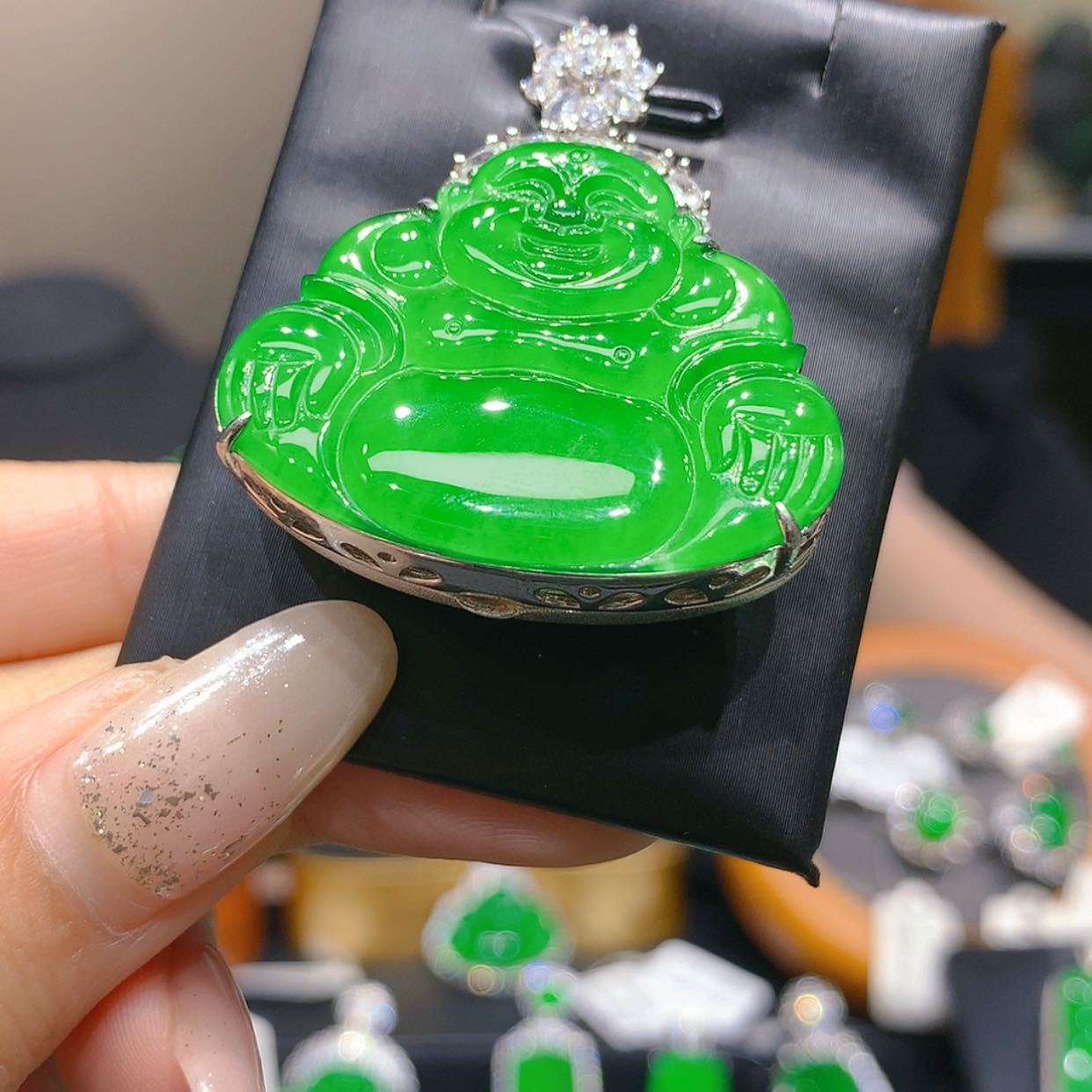 【闪购商品】颈饰银S925镶嵌翡翠4柒姐