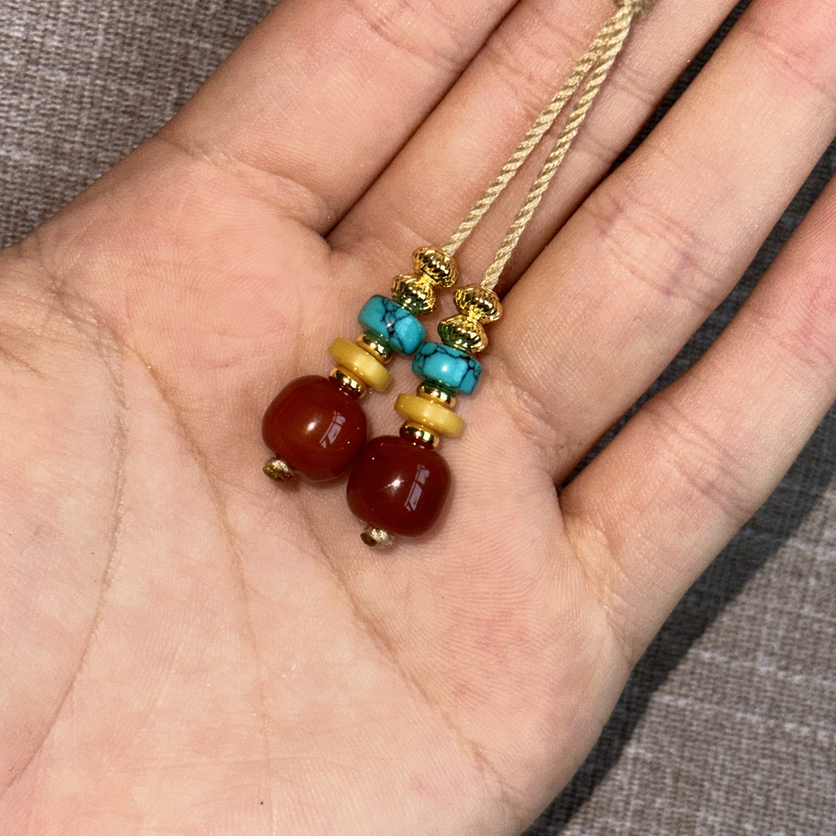 6mm蜜蜡隔片弟子珠（多样性散着发）