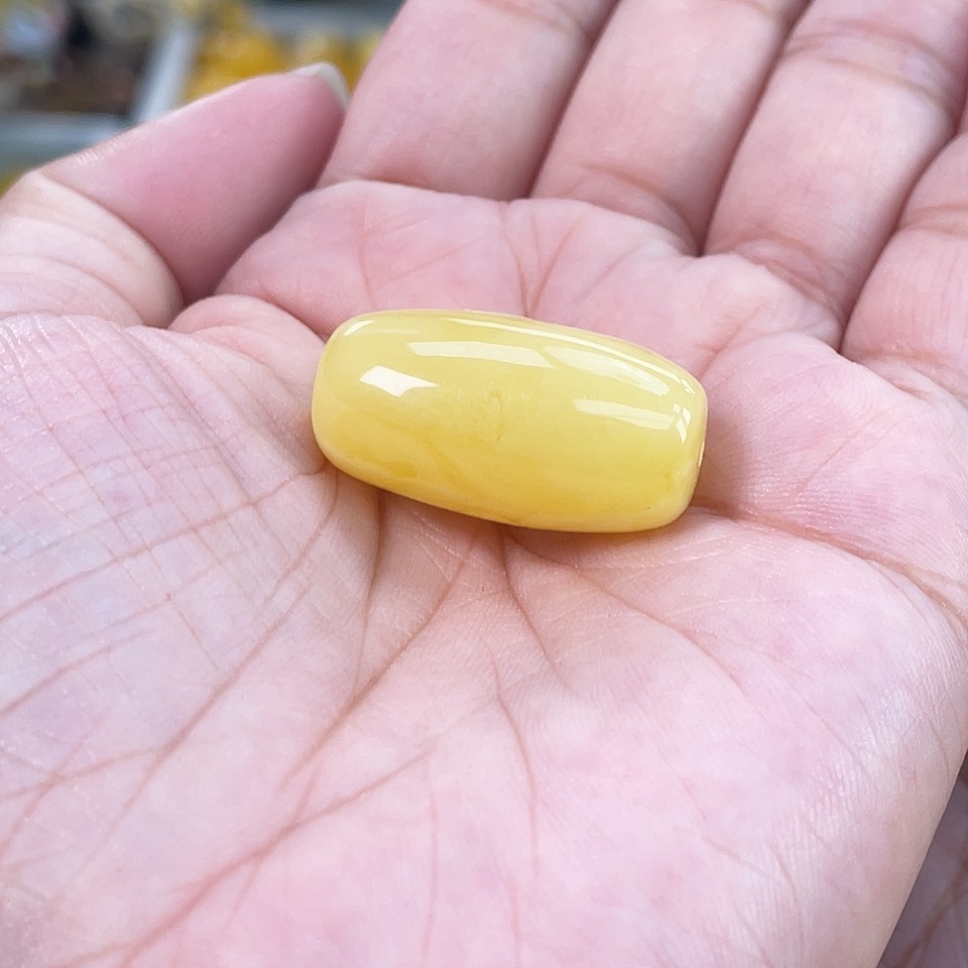 琥珀未镶嵌珠宝奇石h16