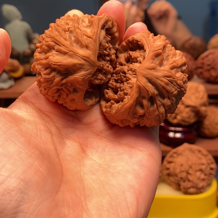 嵩****手串/手链核桃蛇头