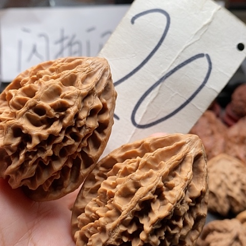 桃核吊坠42全品招财鼠龟背65克