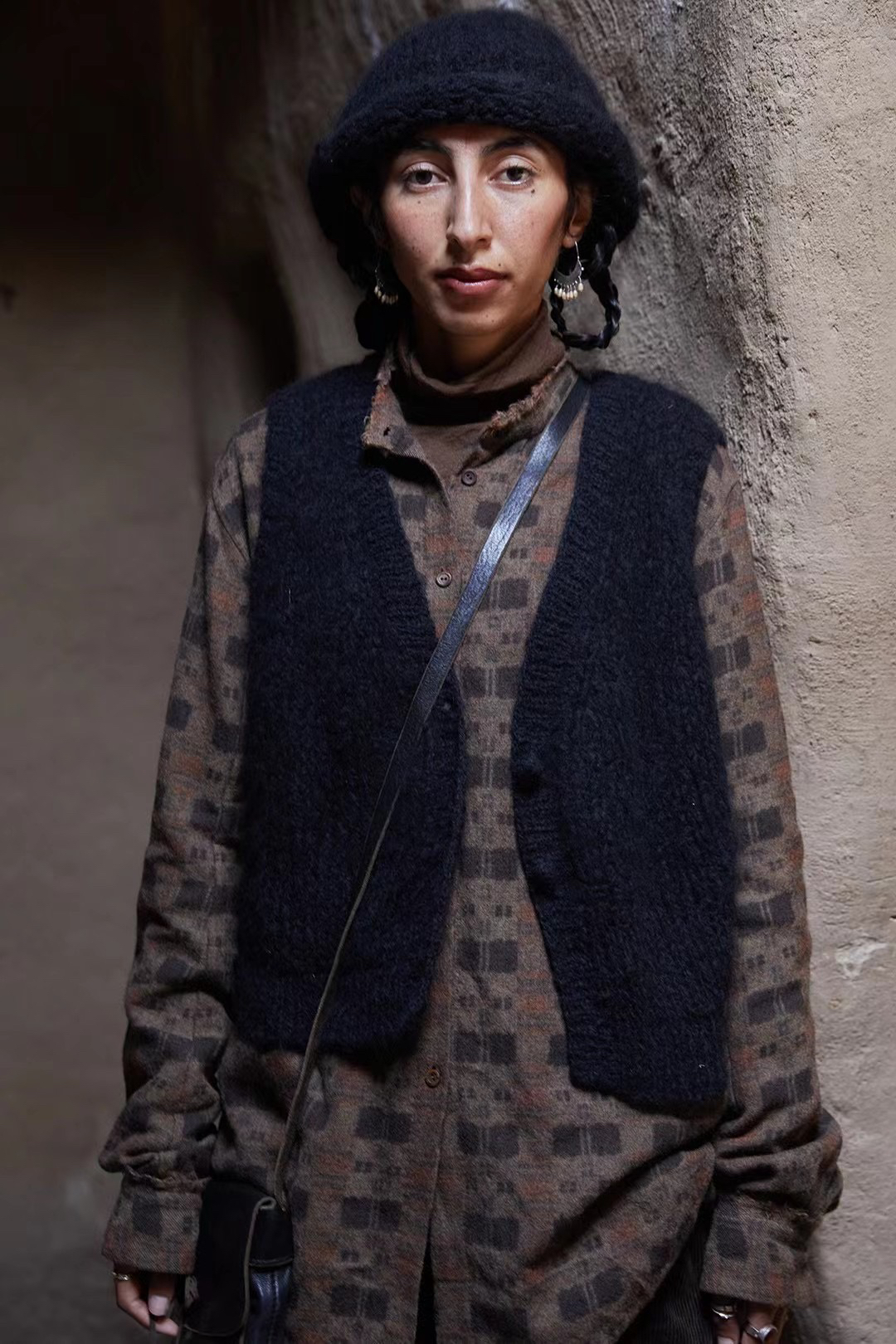 左岸迷香/2024秋冬/针织马甲羊绒加桑蚕丝亲肤保暖