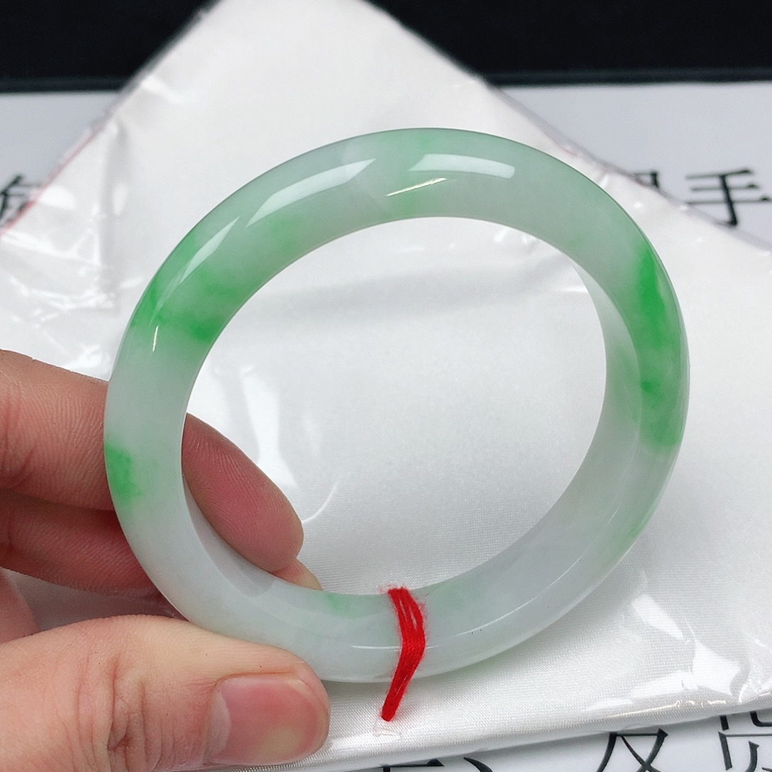 翡翠手镯未镶嵌圈57