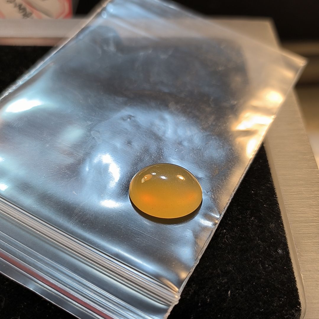 用***3石英岩玉未镶嵌戒面