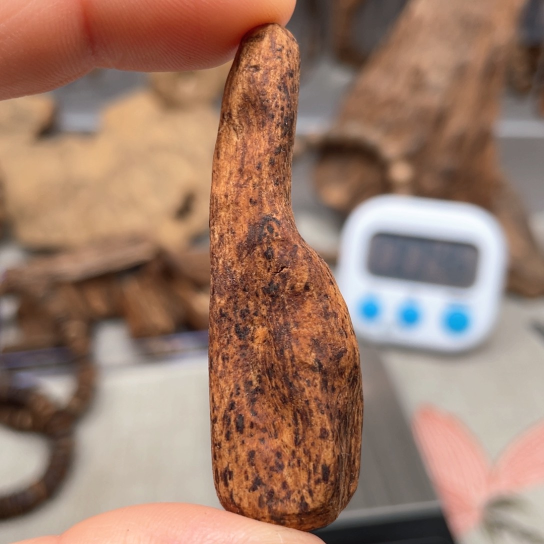 【闪购商品】沉香沉香碎屑斯里兰卡土沉九分