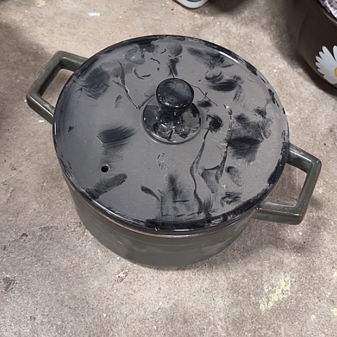 微瑕，明火，口径21厘米，高度10，2L