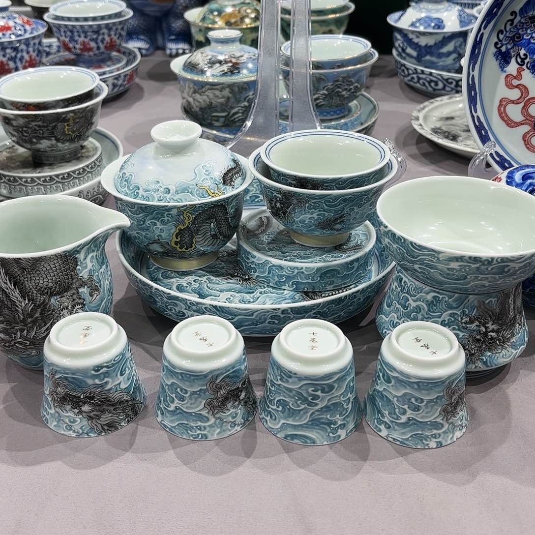 瓷片景德镇美术出版社