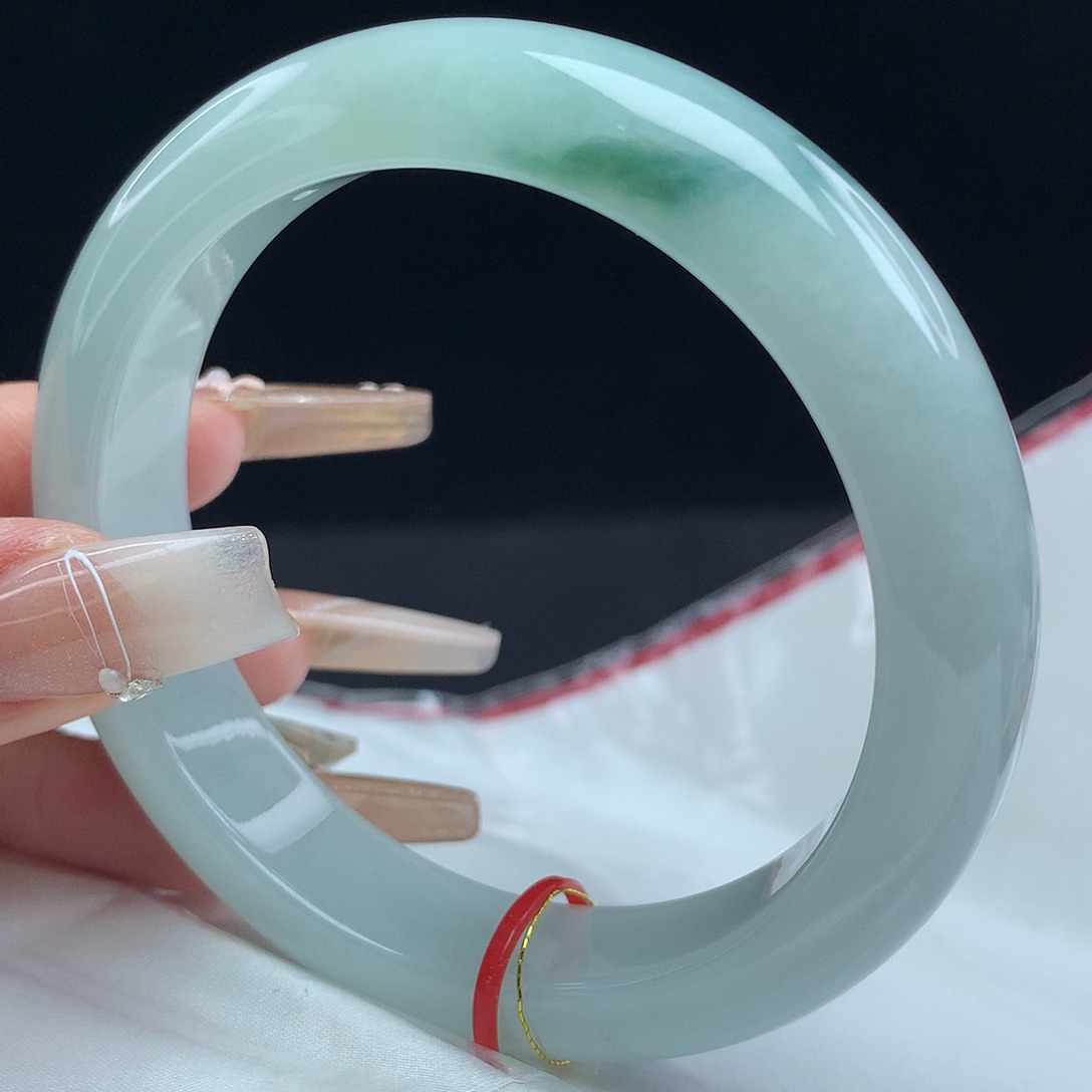 翡翠手镯未镶嵌58圈4051