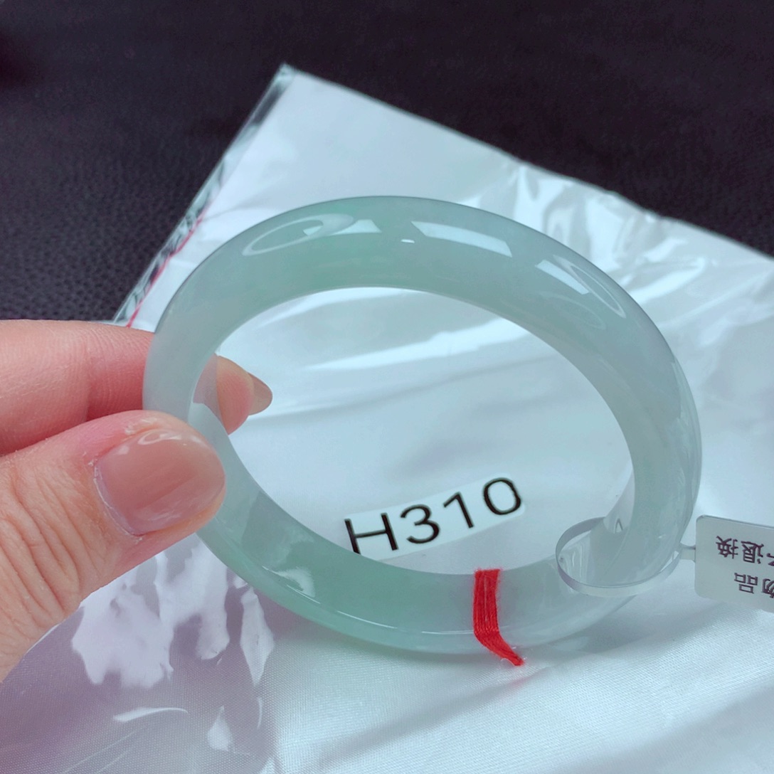 翡翠手镯未镶嵌手镯88