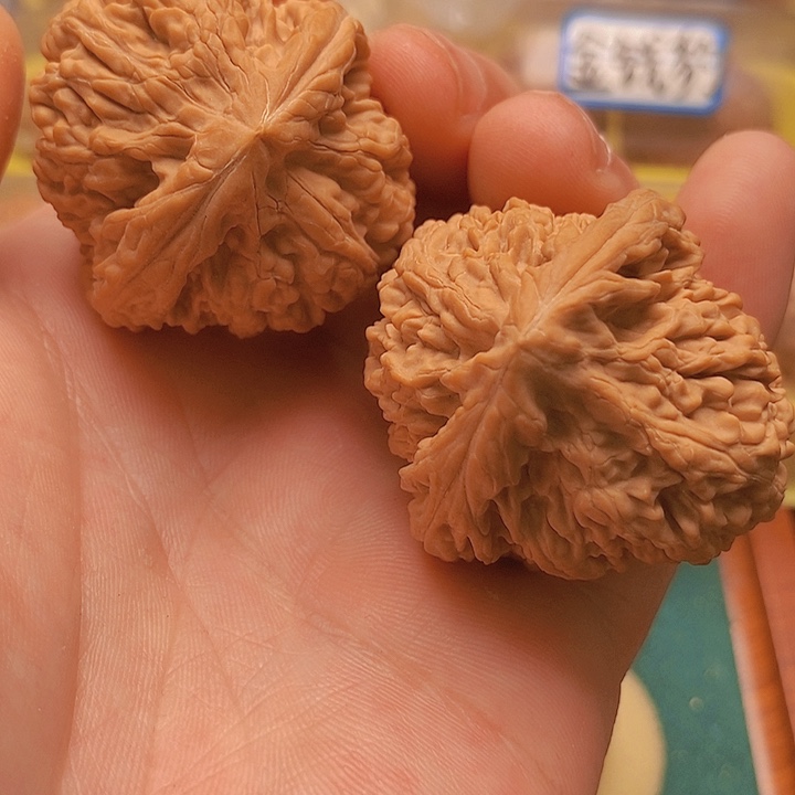 文玩核桃把件42全品筷子棱核尊