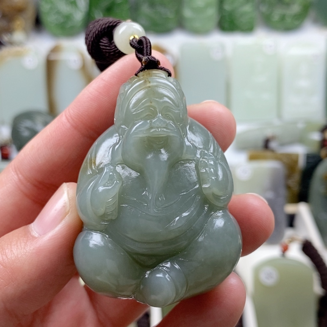 和田玉（糖玉）颈饰未镶嵌