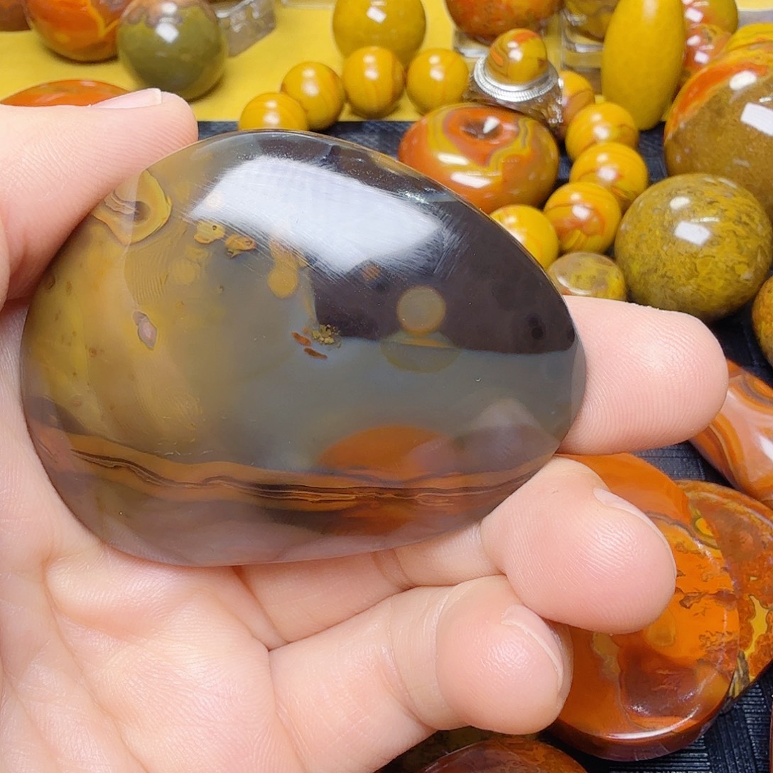 菜***菜玛瑙/玉髓未镶嵌颈饰