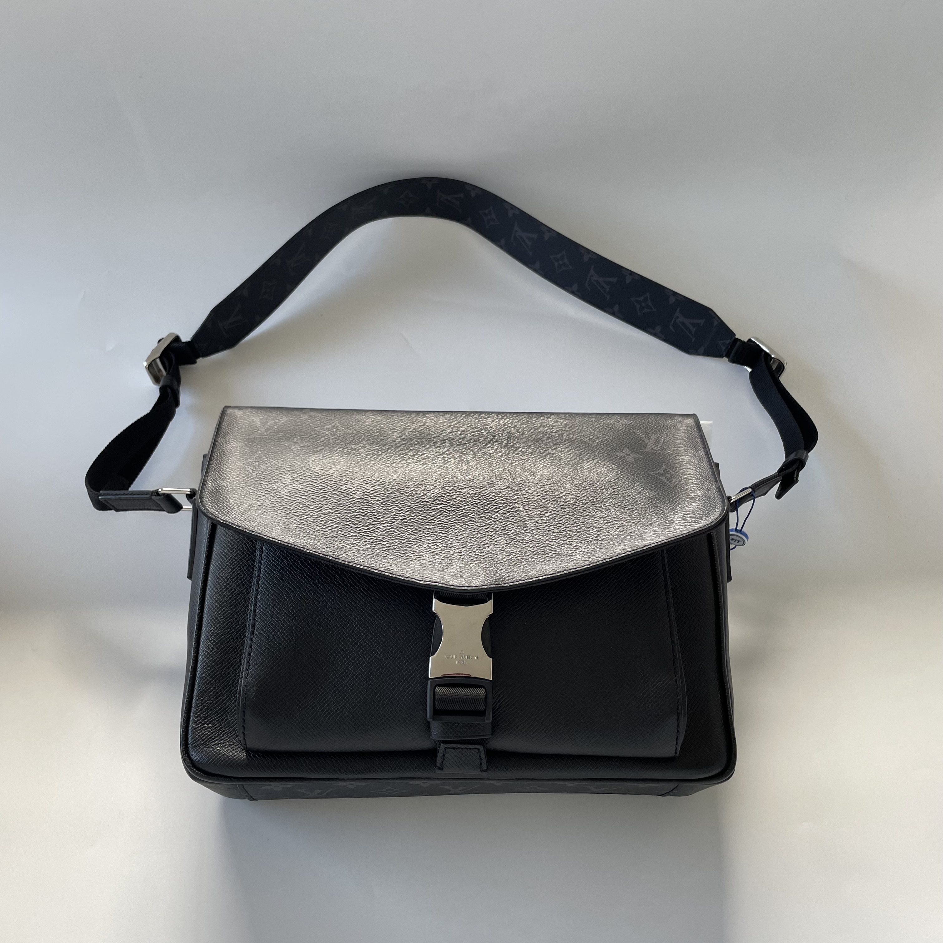 99新 LouisVuitton/路易威登 98新LV黑老花单肩包298-29/22/6