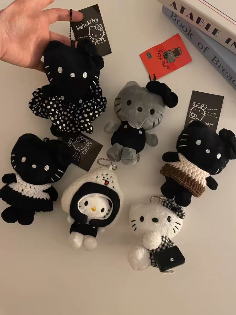 2025春季款127-135可爱毛绒包挂挂件