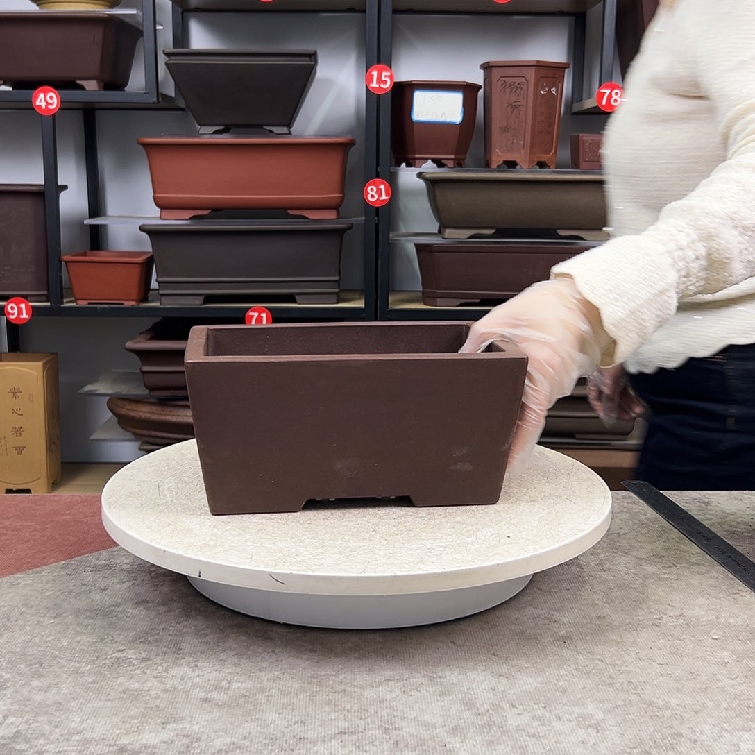 紫砂花盆内长23，内宽15，内深10，精品盆