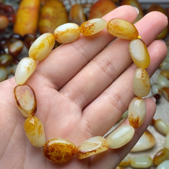 和田玉未镶嵌手链