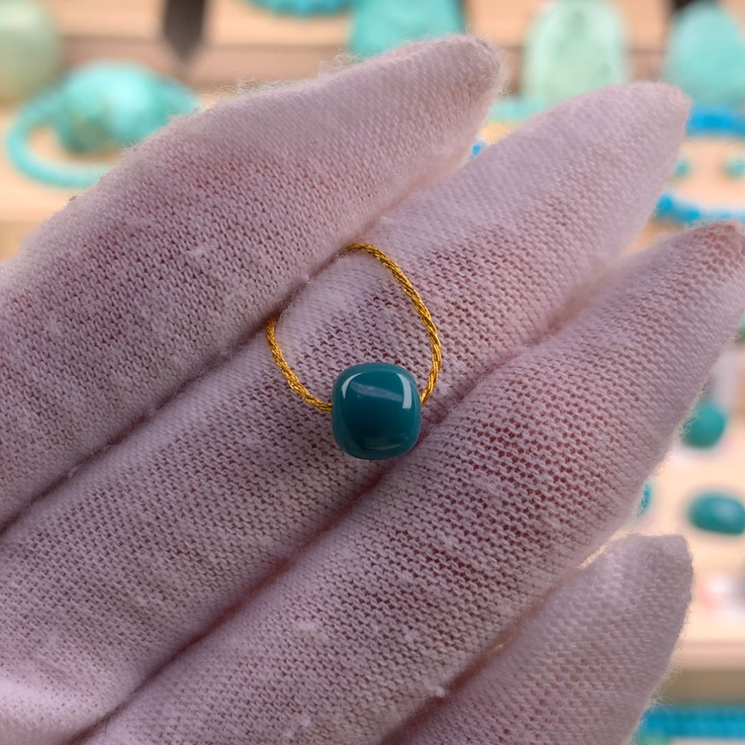 绿松石珠宝奇石未镶嵌7.3×6.5