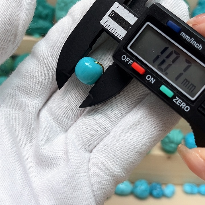 绿松石珠宝未镶嵌