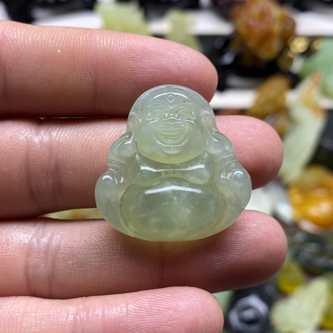 岫玉佛公吊坠未镶嵌